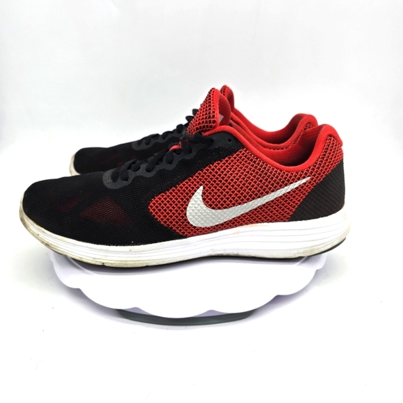 Nike Shoe Men's 12 Revolution 3 Sneakers 819300-600 Red Black - Picture 1 of 7